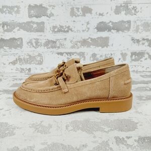 New Steve Madden Karmine Gleaming Tan Suede Goldtone Hardware Loafer F302